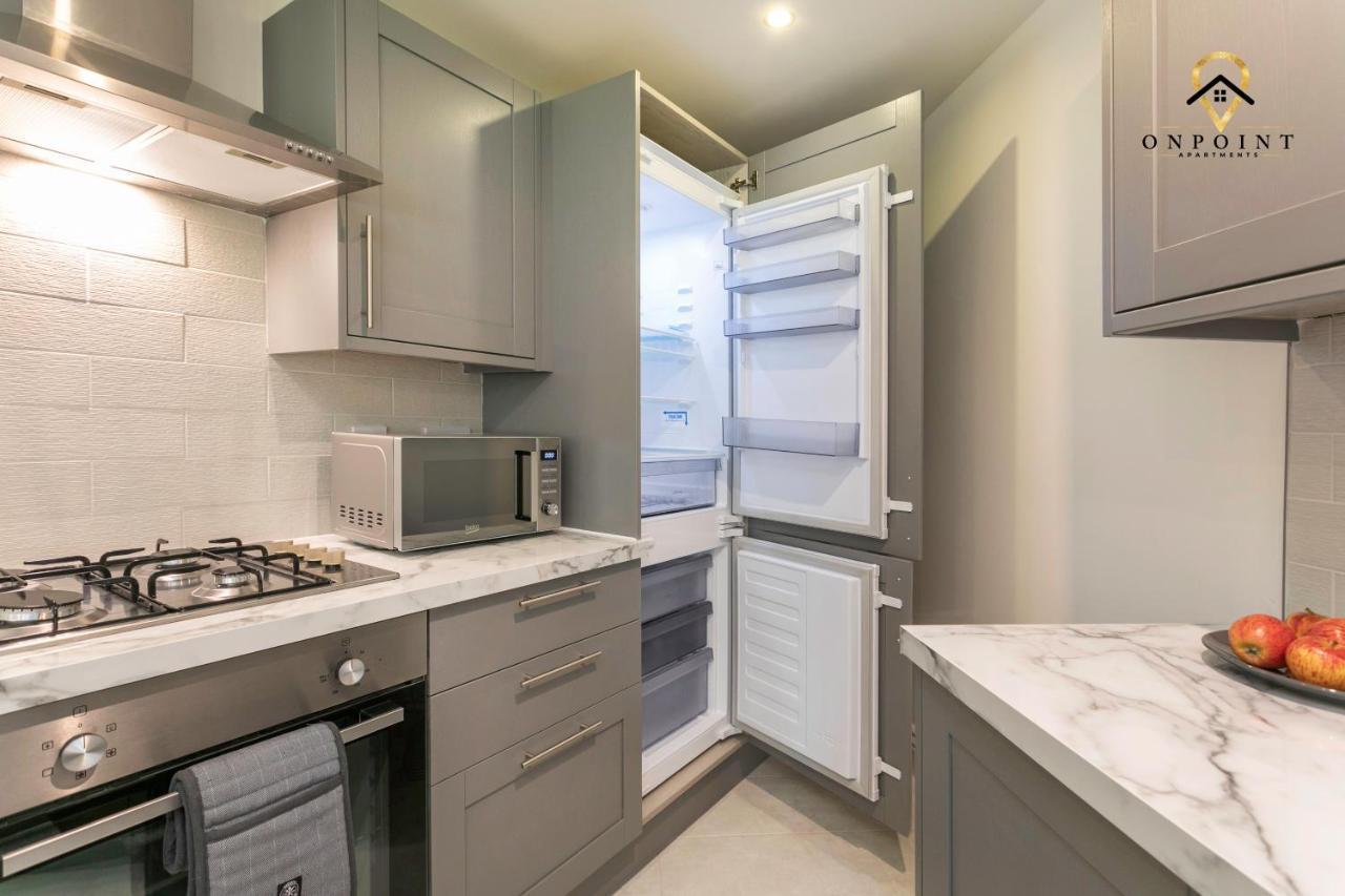 ✰Onpoint -Large 2 Bedroom Apt With Parking!✰ Nottingham Eksteriør billede