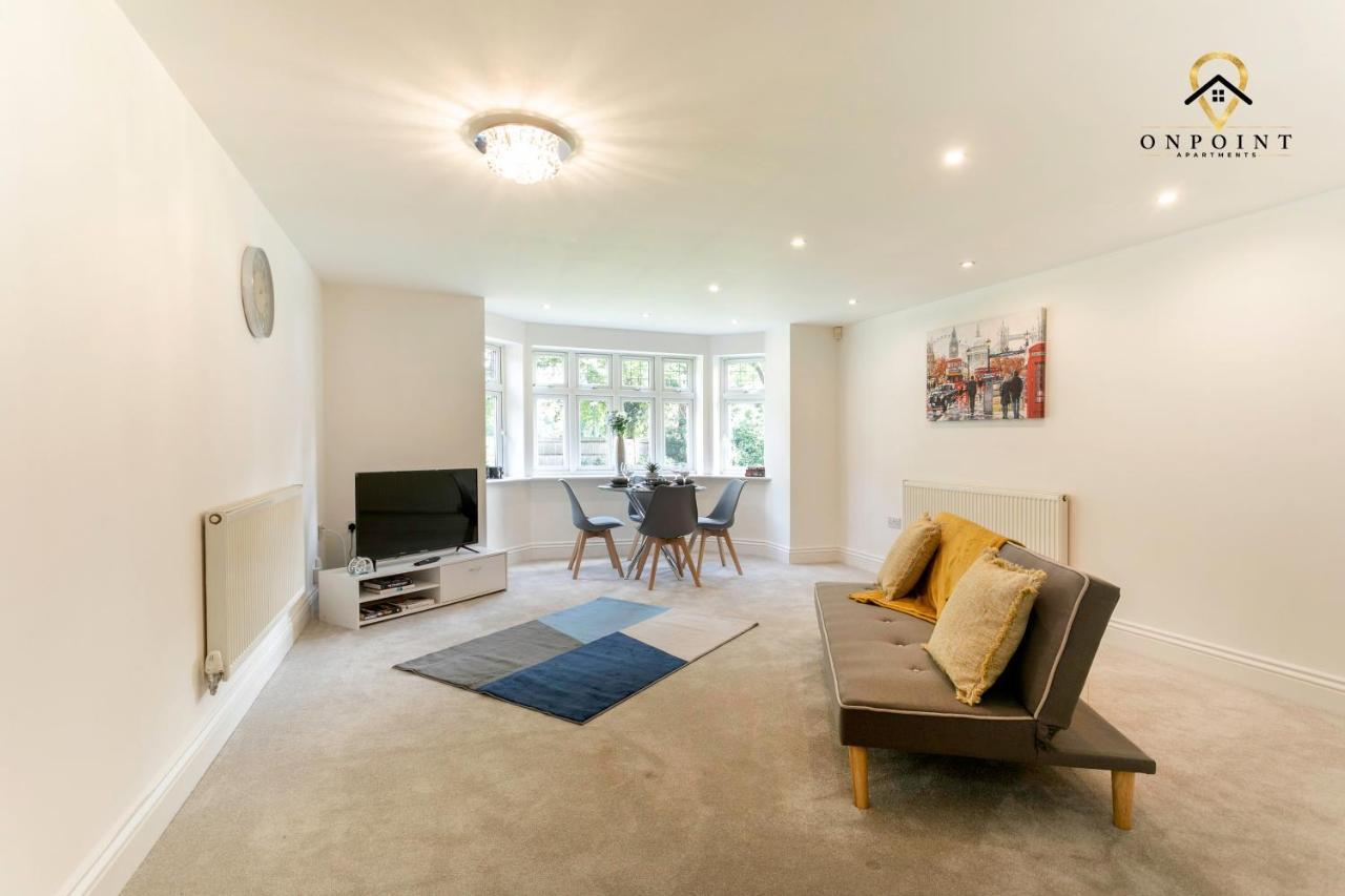 ✰Onpoint -Large 2 Bedroom Apt With Parking!✰ Nottingham Eksteriør billede