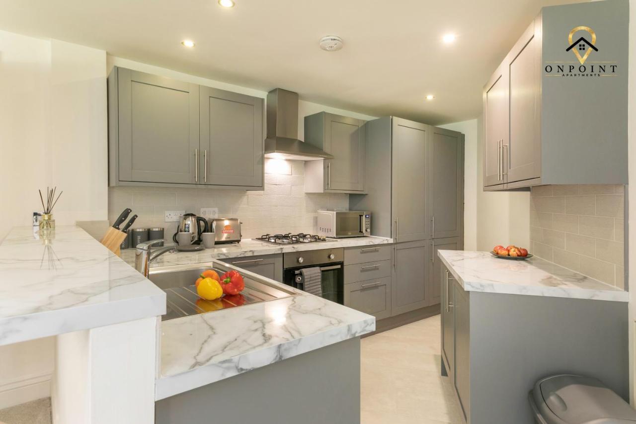 ✰Onpoint -Large 2 Bedroom Apt With Parking!✰ Nottingham Eksteriør billede