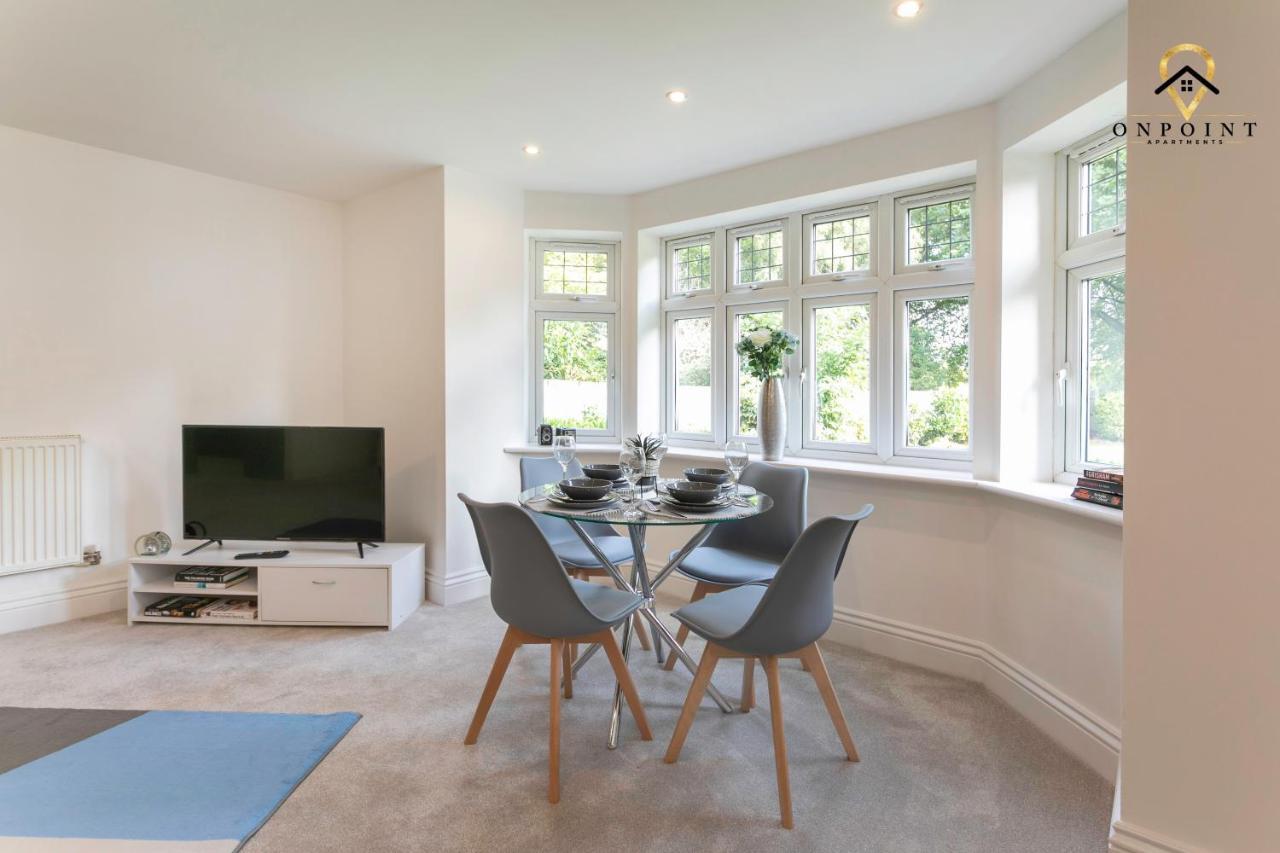 ✰Onpoint -Large 2 Bedroom Apt With Parking!✰ Nottingham Eksteriør billede