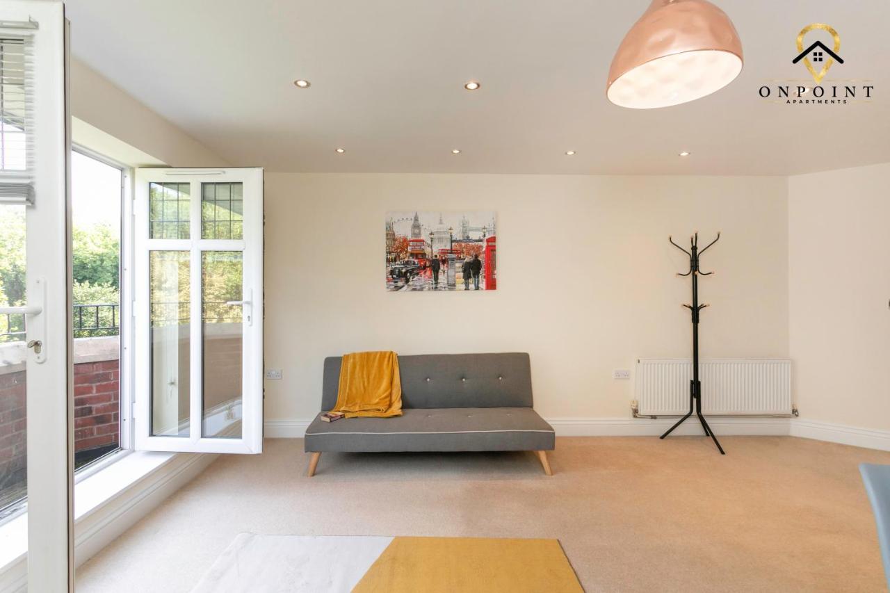 ✰Onpoint -Large 2 Bedroom Apt With Parking!✰ Nottingham Eksteriør billede