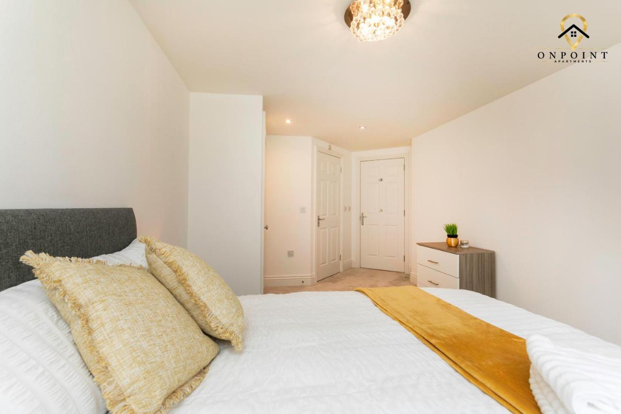 ✰Onpoint -Large 2 Bedroom Apt With Parking!✰ Nottingham Eksteriør billede