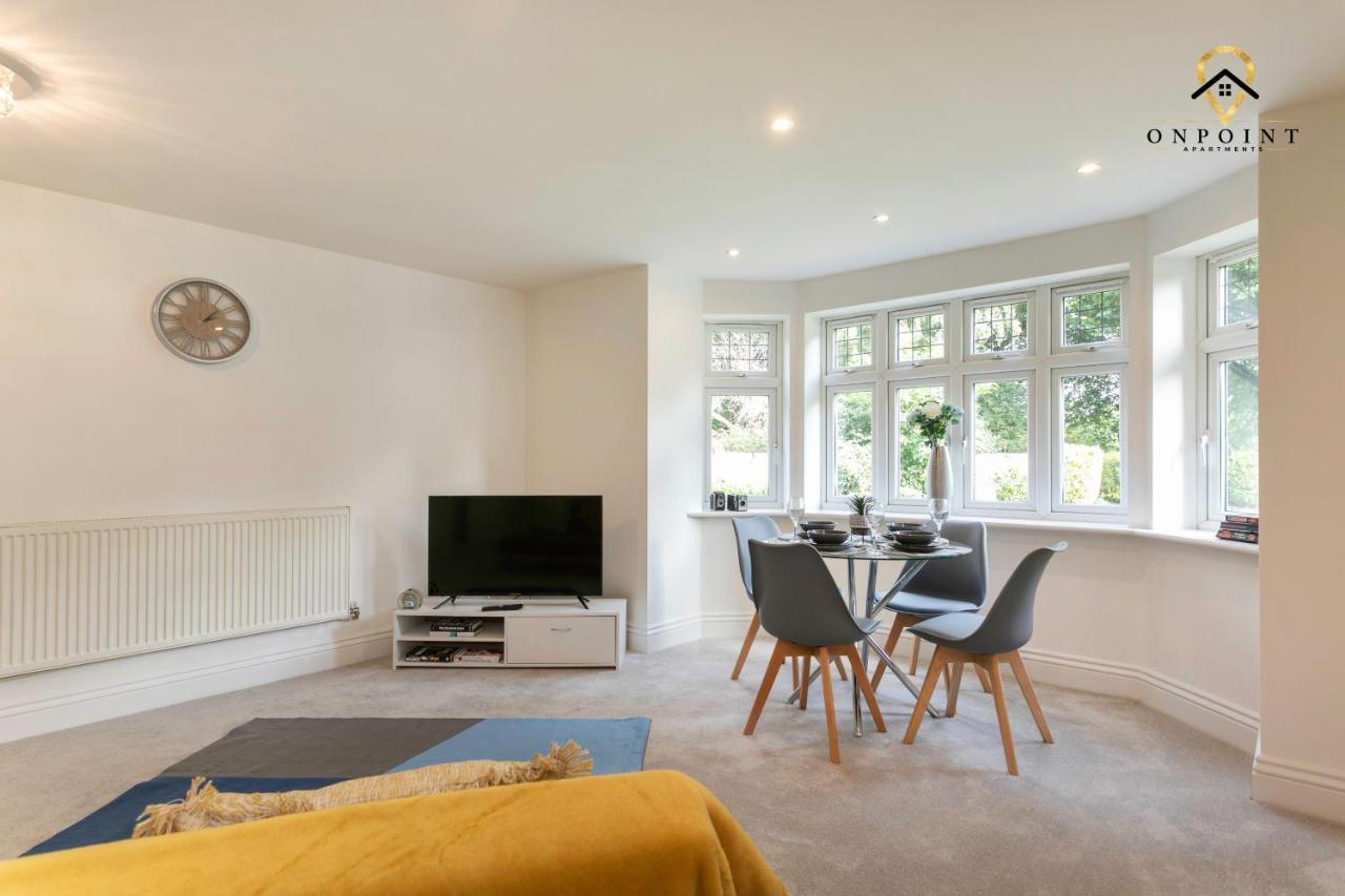 ✰Onpoint -Large 2 Bedroom Apt With Parking!✰ Nottingham Eksteriør billede