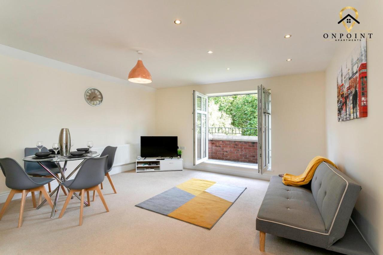 ✰Onpoint -Large 2 Bedroom Apt With Parking!✰ Nottingham Eksteriør billede
