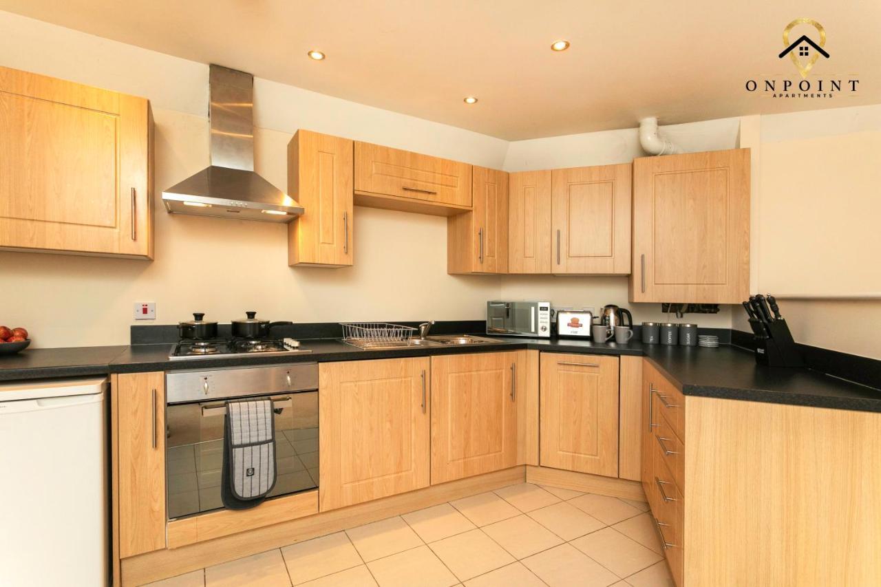 ✰Onpoint -Large 2 Bedroom Apt With Parking!✰ Nottingham Eksteriør billede