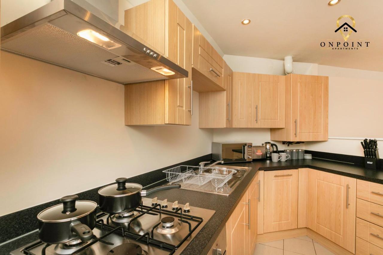 ✰Onpoint -Large 2 Bedroom Apt With Parking!✰ Nottingham Eksteriør billede
